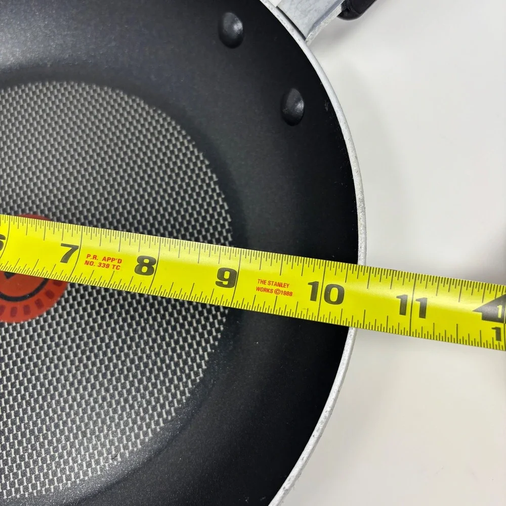 T-Fal 10 Inch Nonstick Fry Pan with Glass Lid Black Aluminum Skillet Thermo-Spot